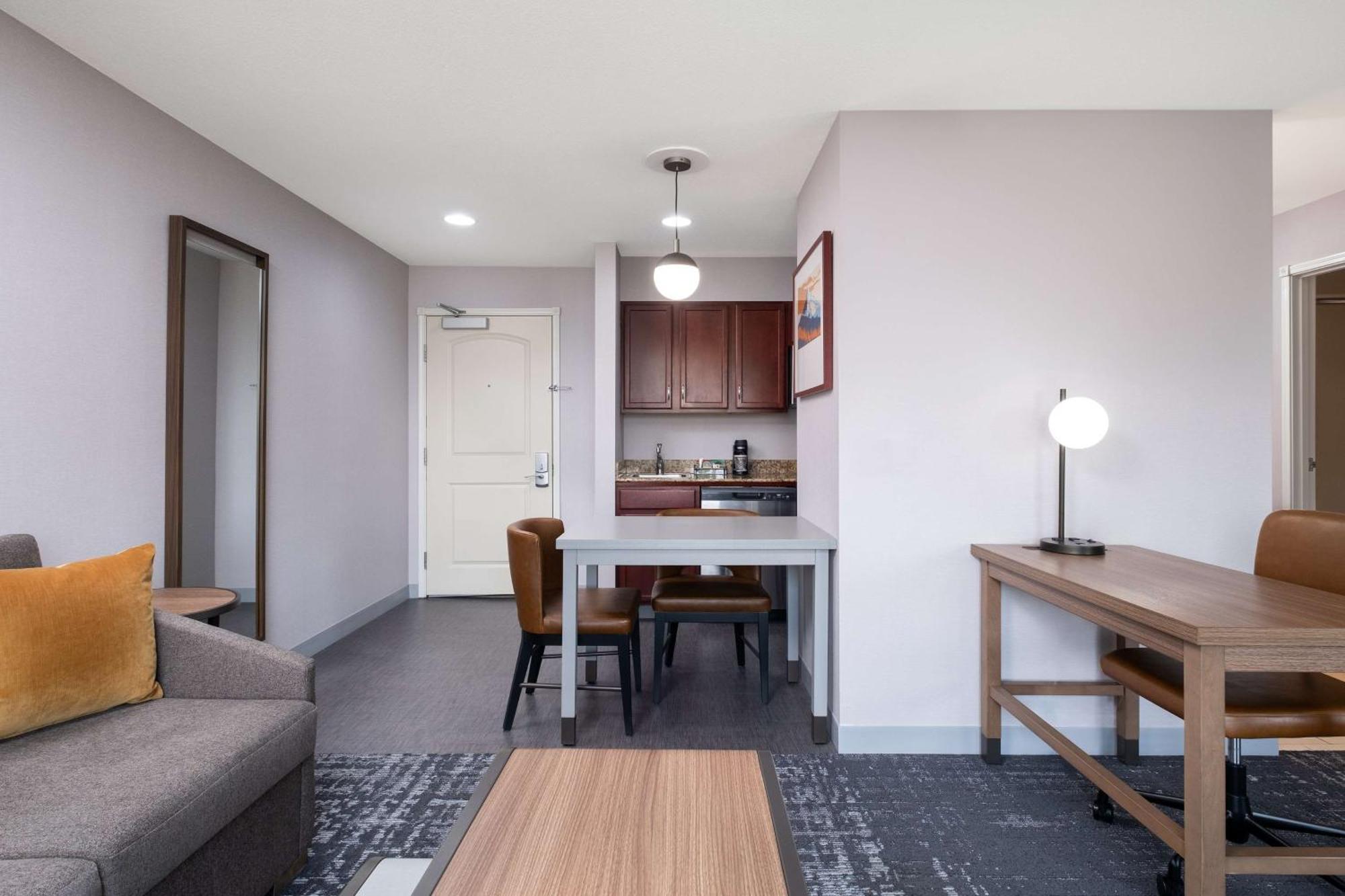 Homewood Suites Медфорд Экстерьер фото