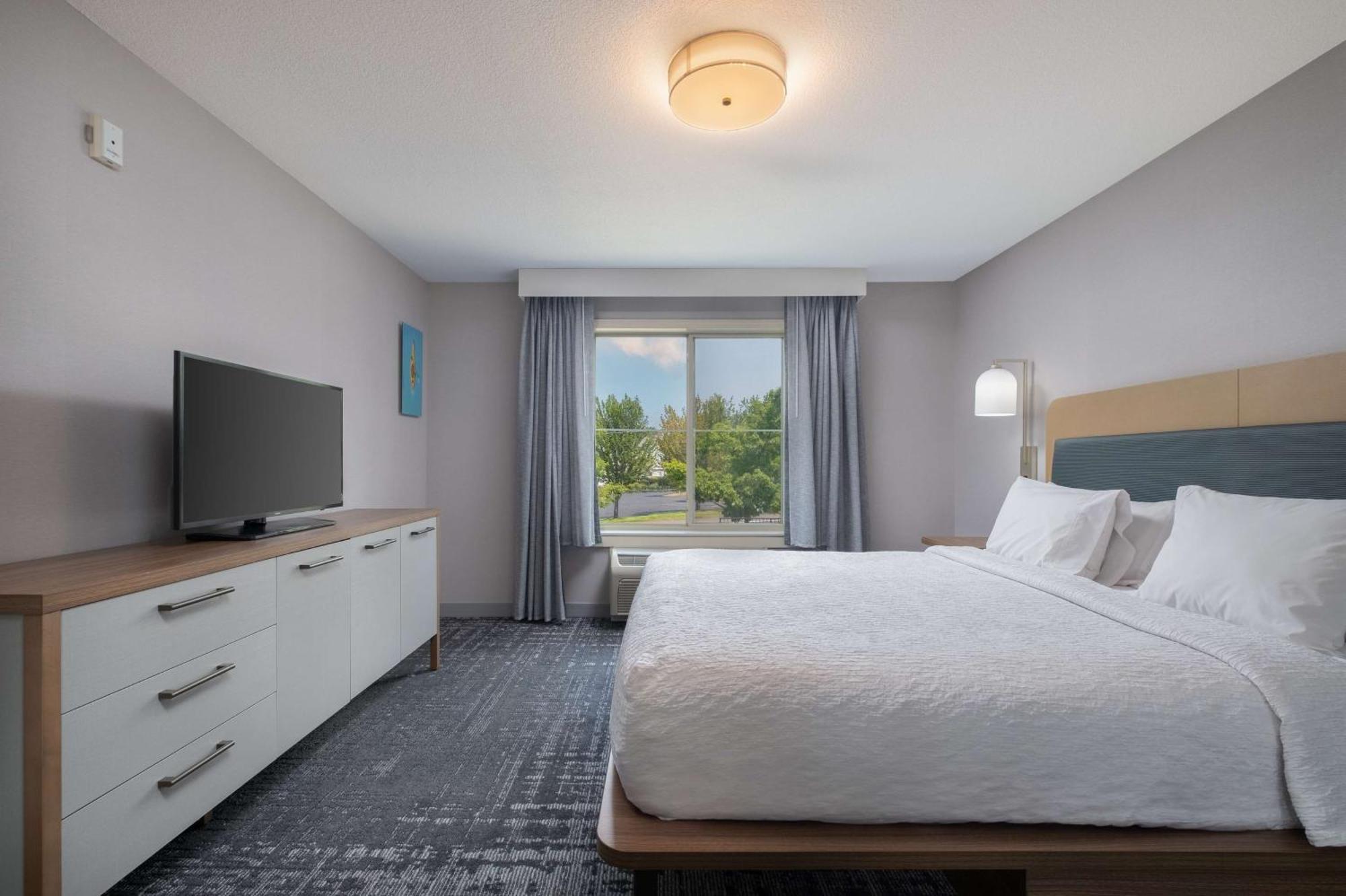 Homewood Suites Медфорд Экстерьер фото