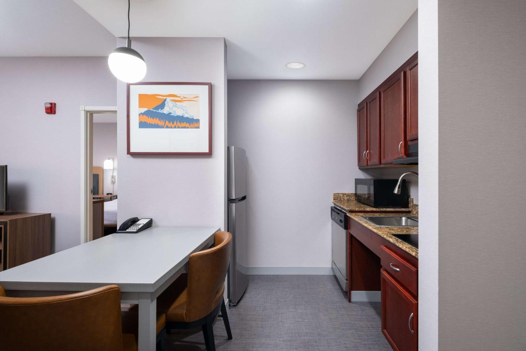 Homewood Suites Медфорд Экстерьер фото