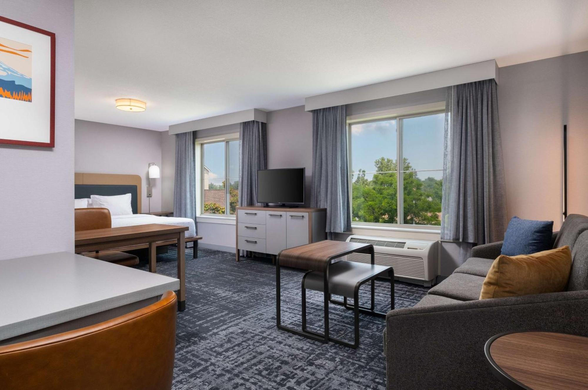 Homewood Suites Медфорд Экстерьер фото