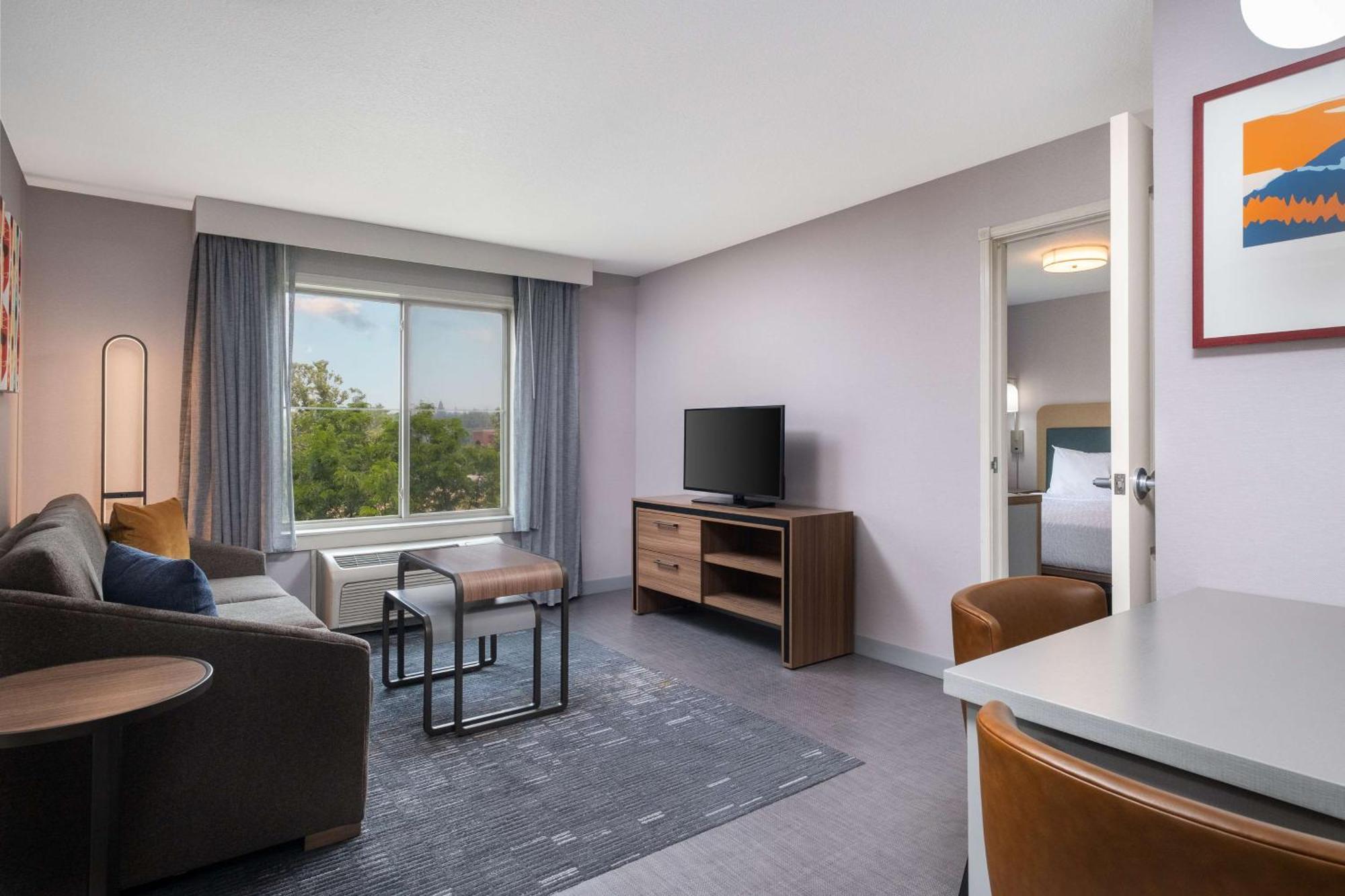 Homewood Suites Медфорд Экстерьер фото