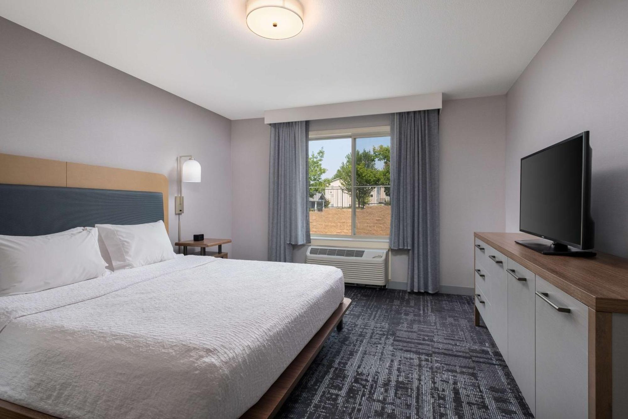Homewood Suites Медфорд Экстерьер фото