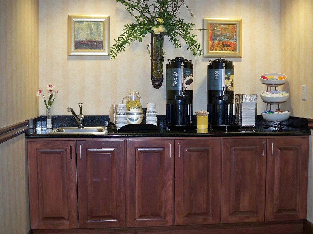 Homewood Suites Медфорд Удобства фото