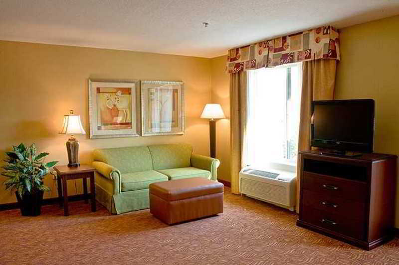 Homewood Suites Медфорд Номер фото