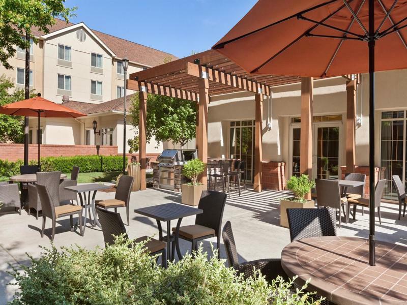 Homewood Suites Медфорд Экстерьер фото